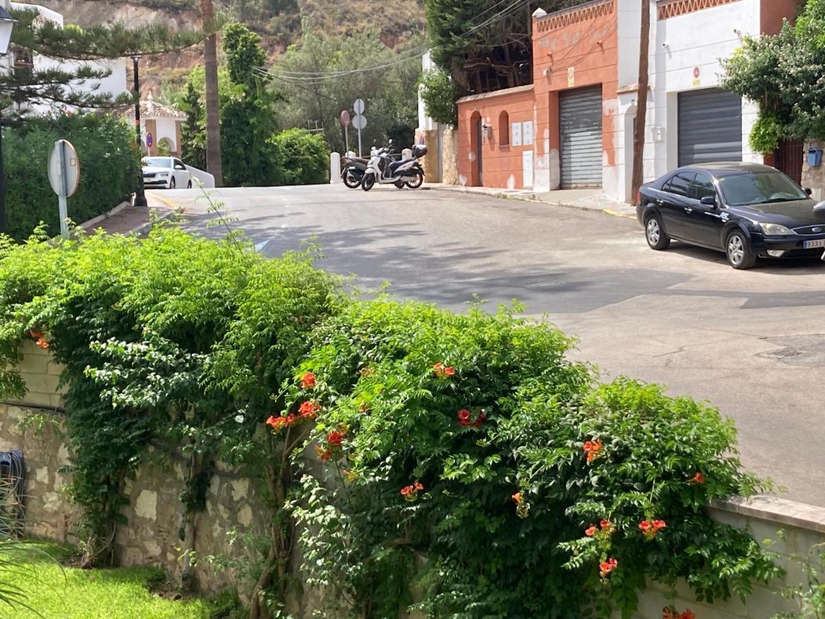 Apart En Fuengirola Apartman Kültér fotó